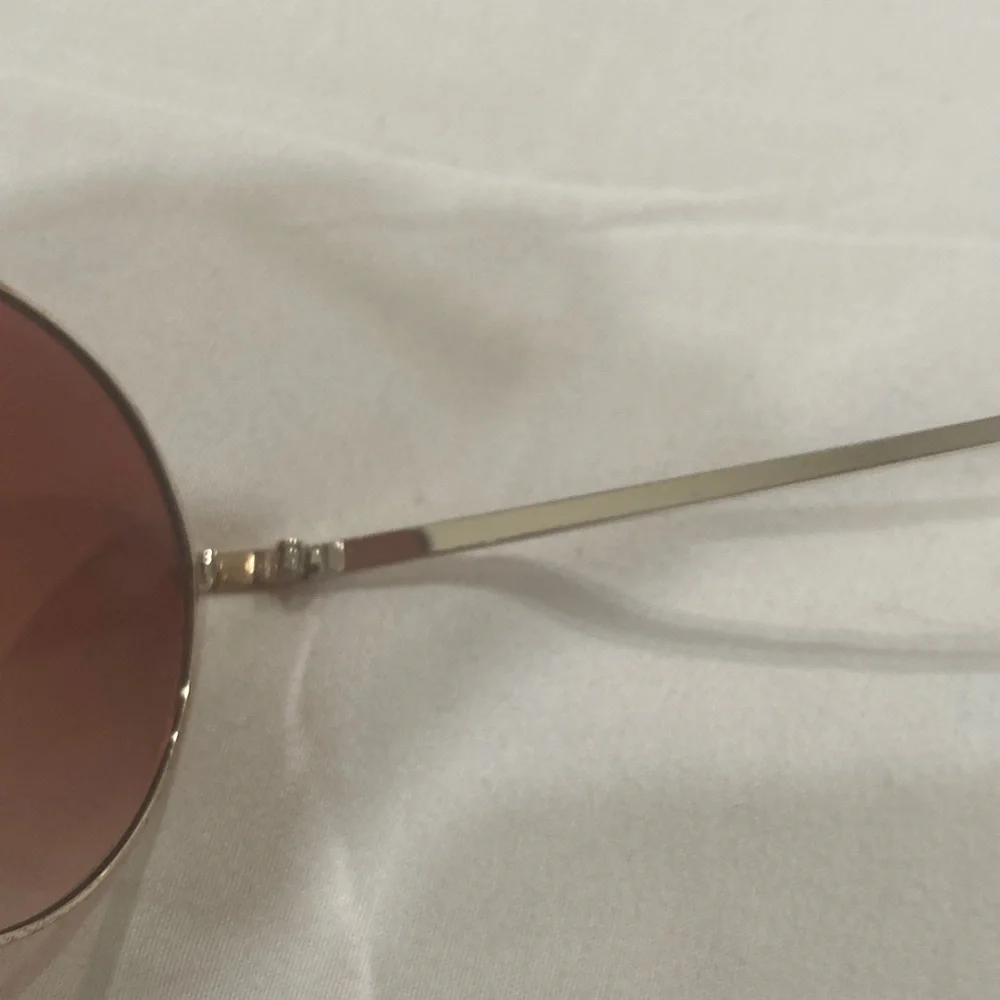 Round Silver Frame Sunglasses with Pink Gradient Lenses